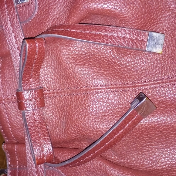 Red Hand Bag - Picture 8 of 15